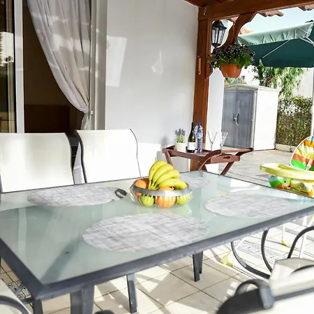 Vilă Exellent 3 Bedroom In Coral Bay