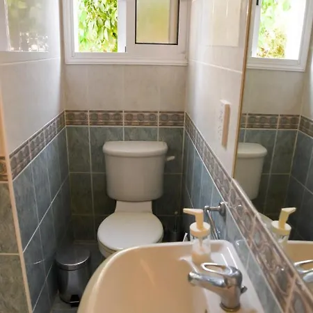 Exellent 3 Bedroom In Coral Bay * 佩亚