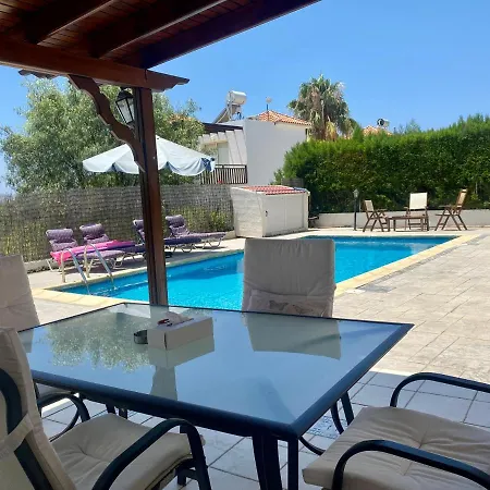 Exellent 3 Bedroom In Coral Bay Villa Peyia