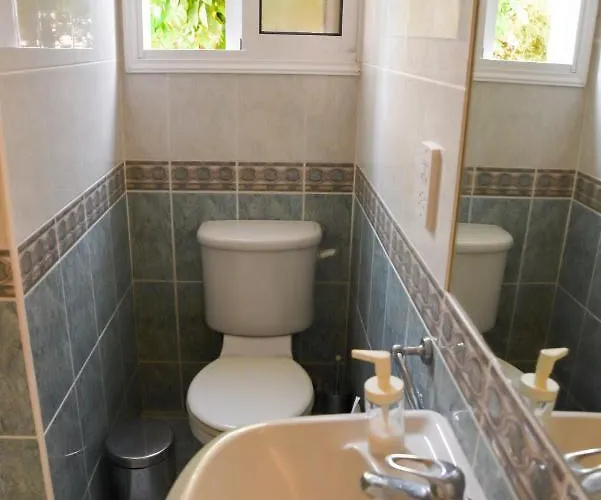 Exellent 3 Bedroom In Coral Bay * Peja