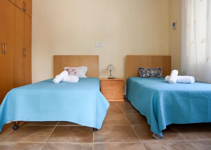 Exellent 3 Bedroom In Coral Bay Willa