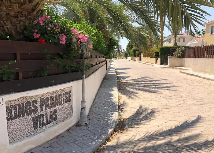 Willa Exellent 3 Bedroom In Coral Bay *