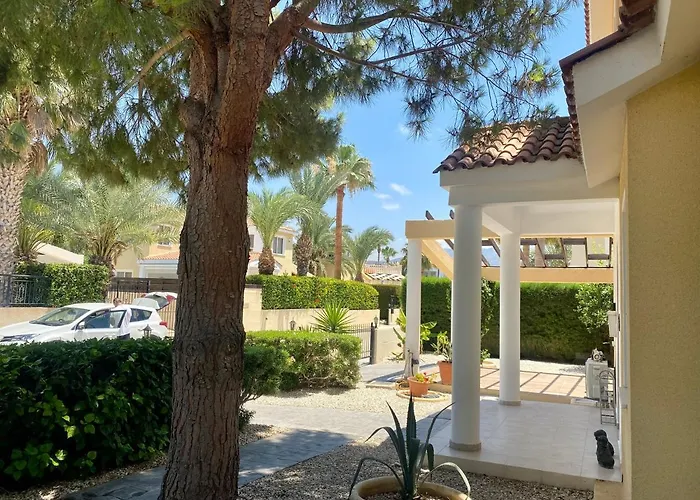 Exellent 3 Bedroom In Coral Bay *